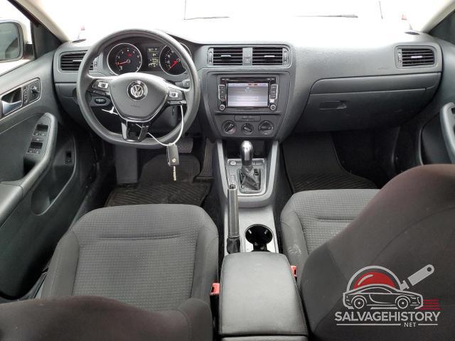 3VW2K7AJ5FM210700 2015 VOLKSWAGEN JETTA photo no. 8