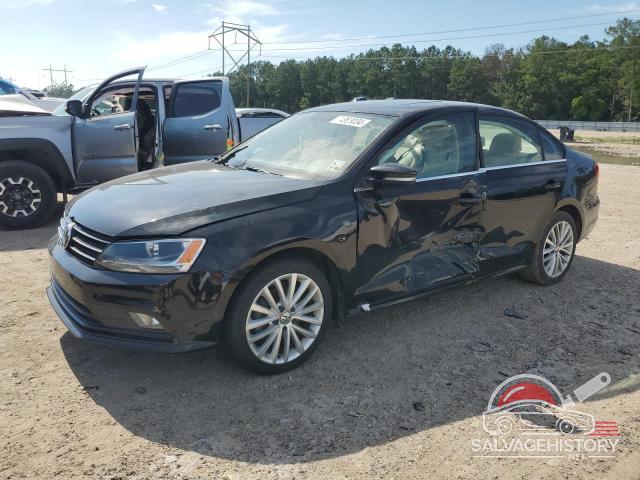 3VWD07AJ0FM214927 2015 VOLKSWAGEN JETTA photo no. 4