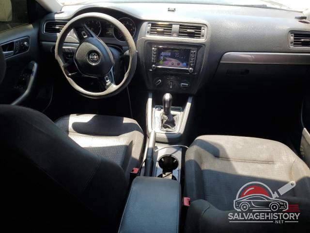 3VWD17AJ8FM274712 2015 VOLKSWAGEN JETTA photo no. 8