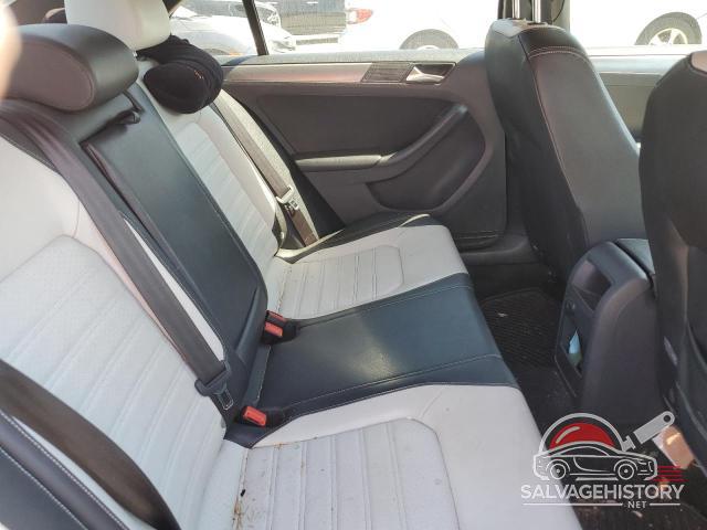 3VWD17AJ8GM290619 2016 VOLKSWAGEN JETTA photo no. 10