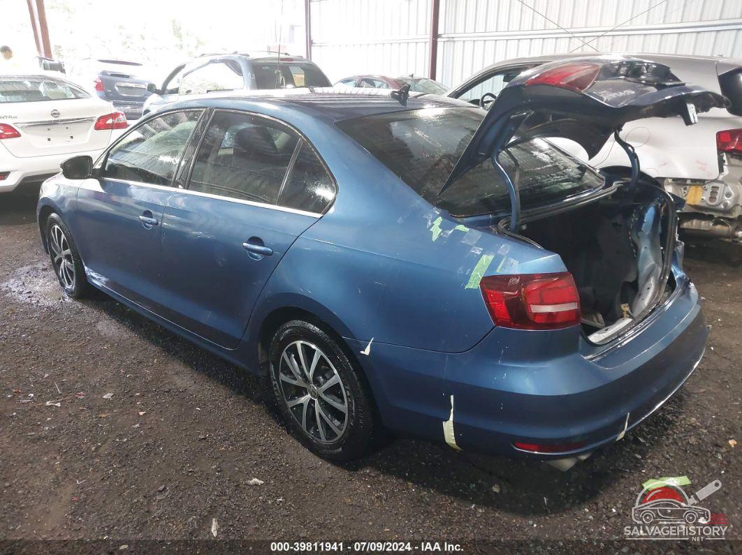 3VWDB7AJ1HM207708 2017 VOLKSWAGEN JETTA photo no. 3