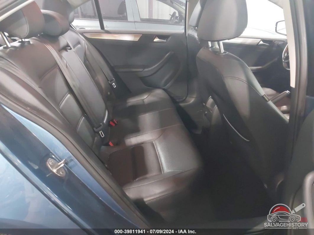 3VWDB7AJ1HM207708 2017 VOLKSWAGEN JETTA photo no. 8