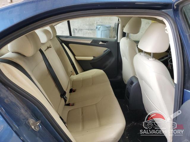 3VWDB7AJ2HM411076 2017 VOLKSWAGEN JETTA photo no. 10