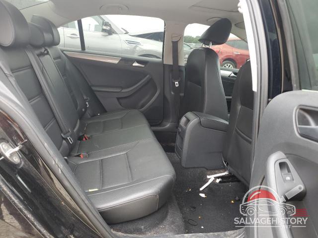 3VWDB7AJ4HM381305 2017 VOLKSWAGEN JETTA photo no. 10