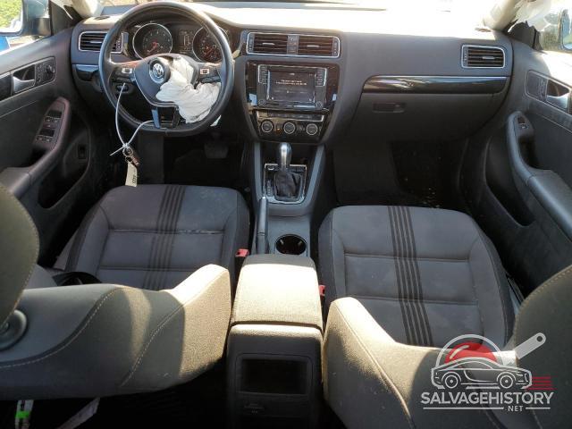 3VWDB7AJ9HM275321 2017 VOLKSWAGEN JETTA photo no. 8