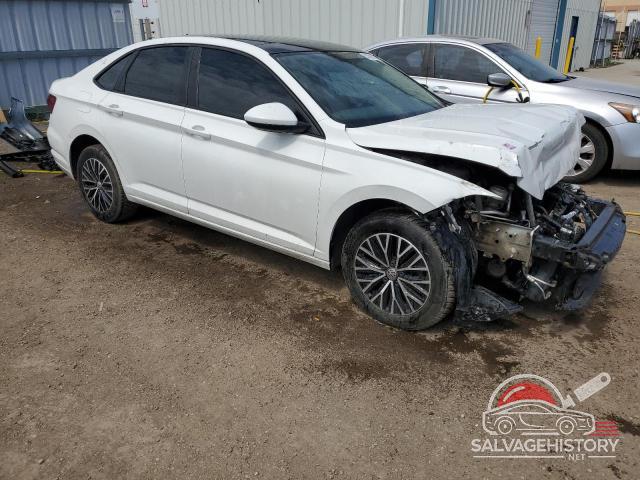 3VWEB7BU3LM071328 2020 VOLKSWAGEN JETTA photo no. 4