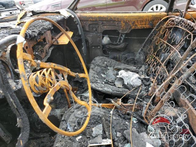 1422246239 1972 VOLKSWAGEN KARMANGHIA photo no. 7