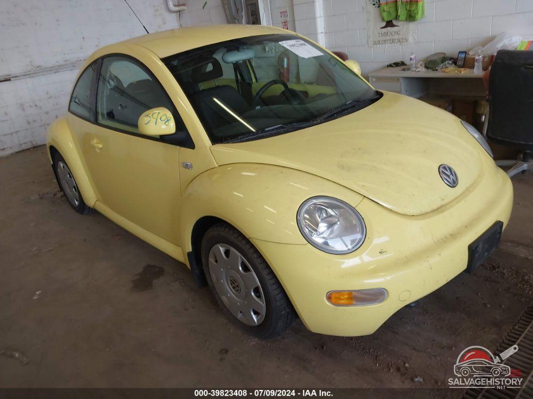3VWCA21C7YM421752 2000 VOLKSWAGEN NEW BEETLE photo no. 1
