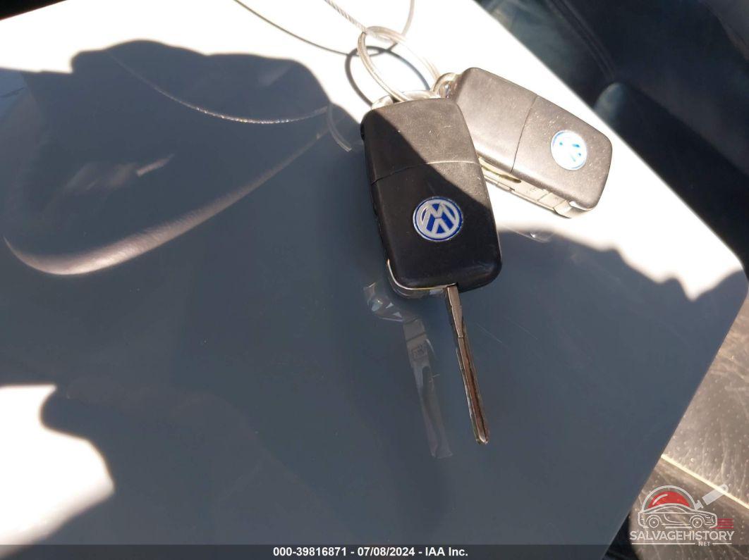 3VWCD31Y64M324741 2004 VOLKSWAGEN NEW BEETLE photo no. 11