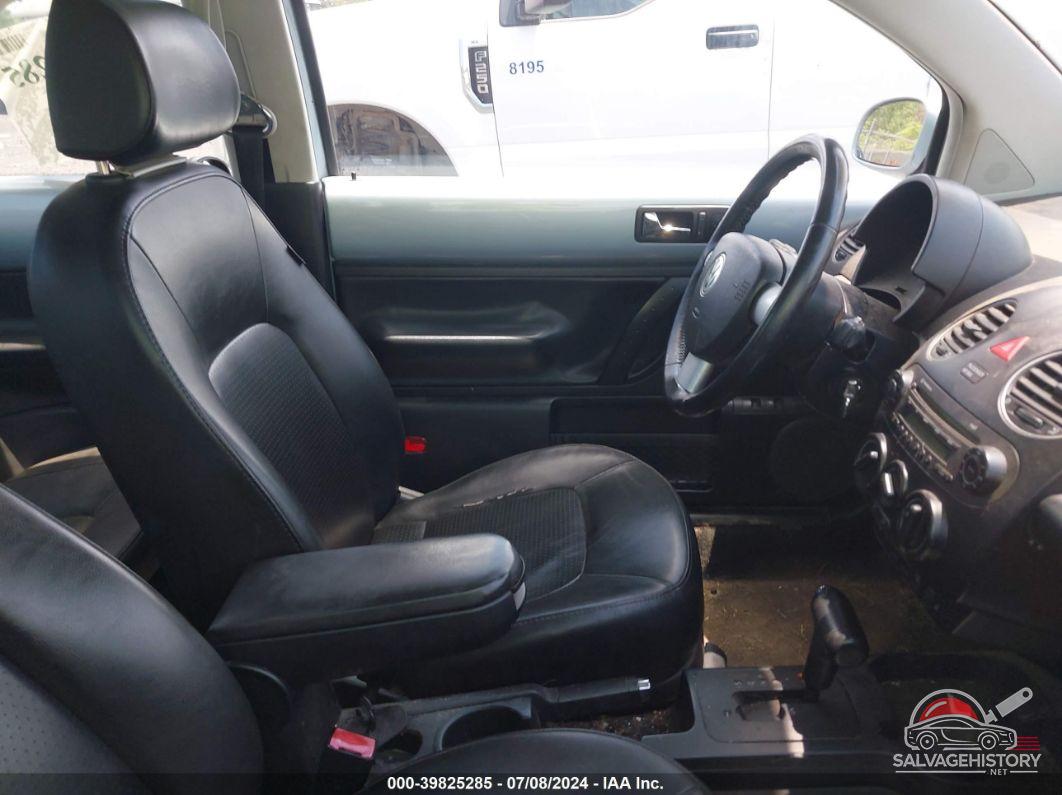 3VWPW31C89M512796 2009 VOLKSWAGEN NEW BEETLE photo no. 5