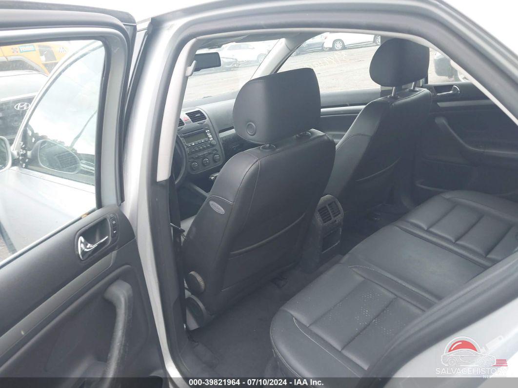 3VWSF71KX5M632957 2005 VOLKSWAGEN NEW JETTA photo no. 8