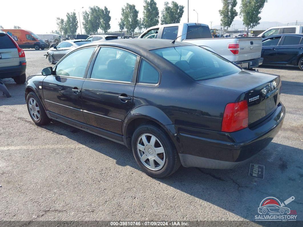 WVWMA23B9YP169900 2000 VOLKSWAGEN PASSAT photo no. 3