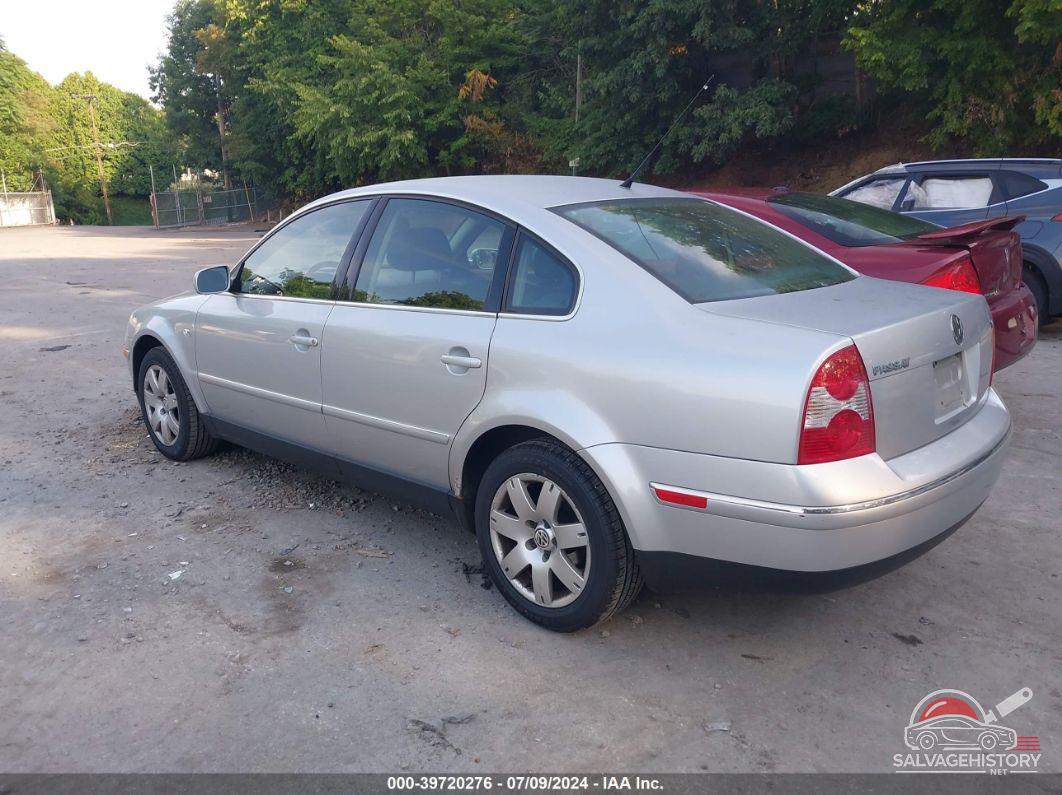 WVWRH63B72E208690 2002 VOLKSWAGEN PASSAT photo no. 3