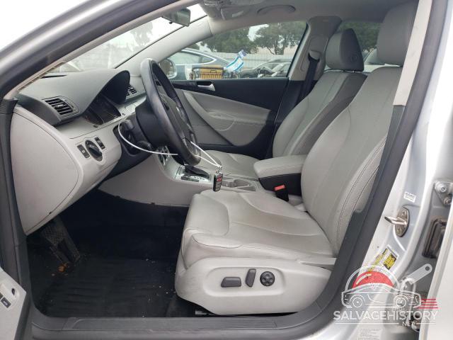 WVWJK93CX9P048568 2009 VOLKSWAGEN PASSAT photo no. 7