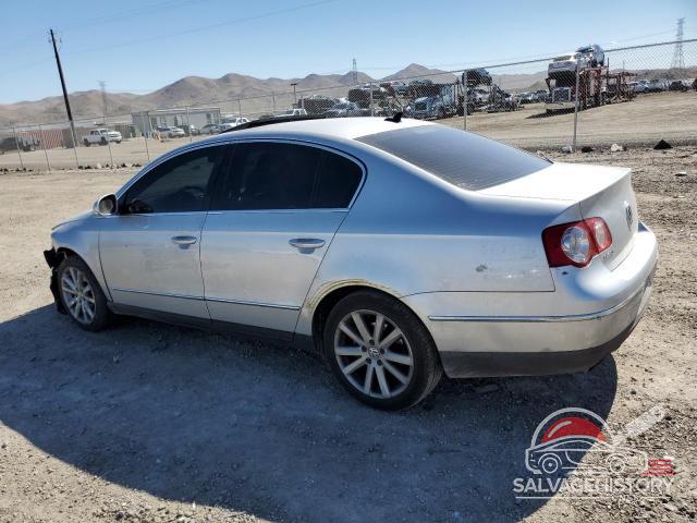 WVWJK7AN6AE124750 2010 VOLKSWAGEN PASSAT photo no. 2