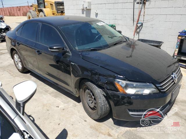1VWAS7A39FC013687 2015 VOLKSWAGEN PASSAT photo no. 4