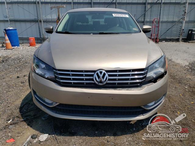 1VWAS7A3XFC083134 2015 VOLKSWAGEN PASSAT photo no. 5