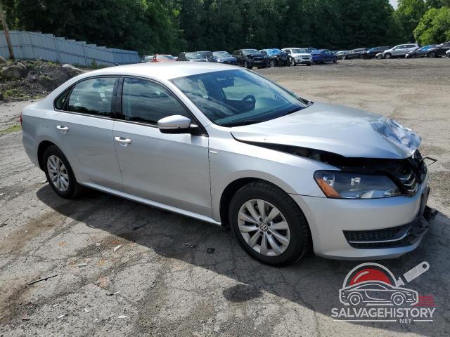 1VWAT7A32FC017044 2015 VOLKSWAGEN PASSAT photo no. 4