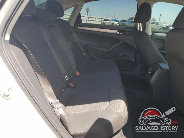 1VWAT7A3XFC077430 2015 VOLKSWAGEN PASSAT photo no. 10