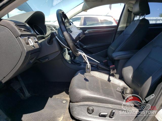 1VWBS7A3XGC058241 2016 VOLKSWAGEN PASSAT photo no. 7