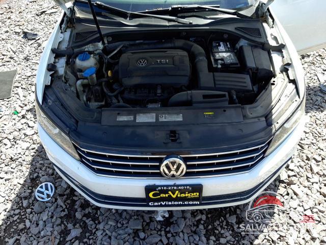 1VWAT7A39HC032224 2017 VOLKSWAGEN PASSAT photo no. 11