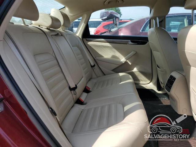 1VWCT7A37HC018928 2017 VOLKSWAGEN PASSAT photo no. 10