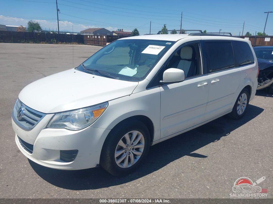 2C4RVABG2CR392353 2012 VOLKSWAGEN ROUTAN photo no. 2