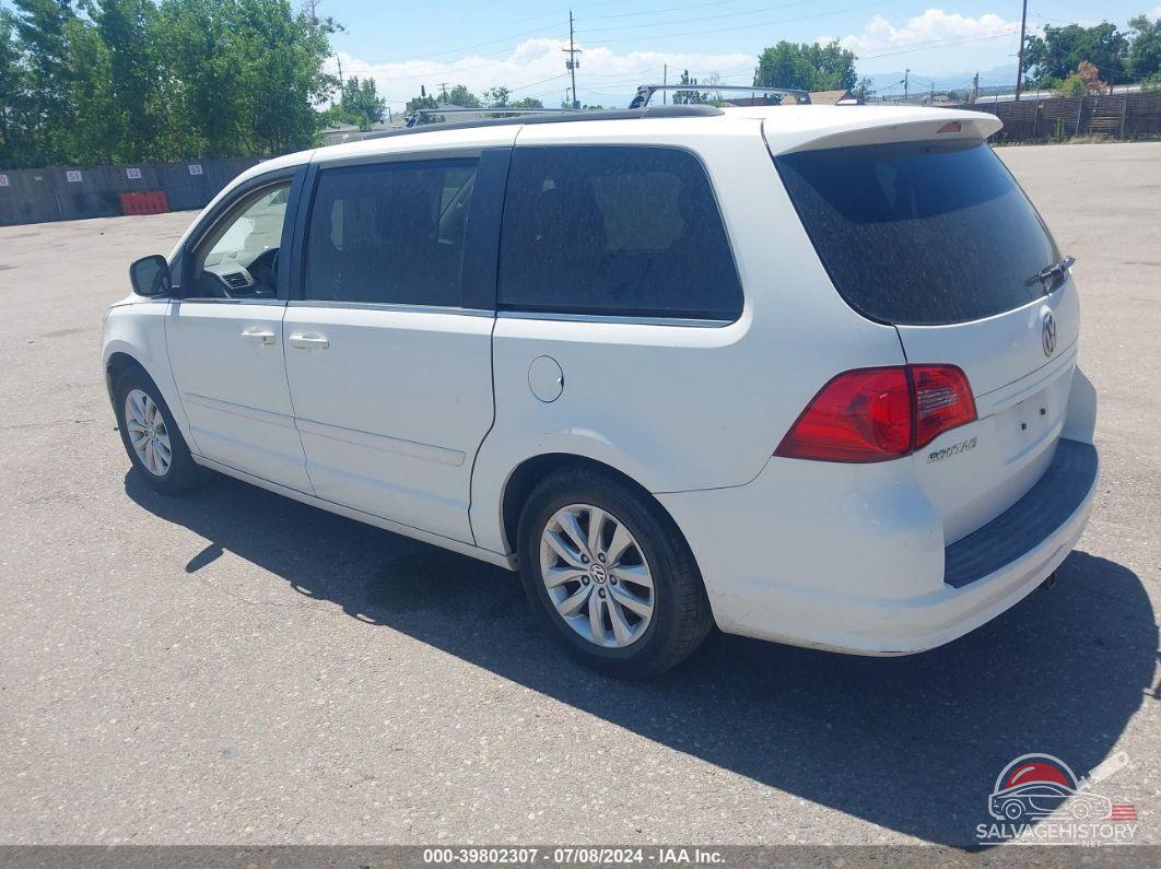 2C4RVABG2CR392353 2012 VOLKSWAGEN ROUTAN photo no. 3