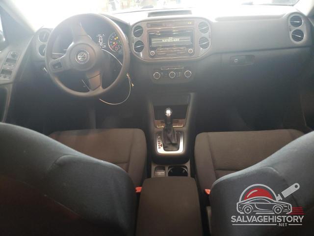 WVGBV7AX2CW000285 2012 VOLKSWAGEN TIGUAN photo no. 8