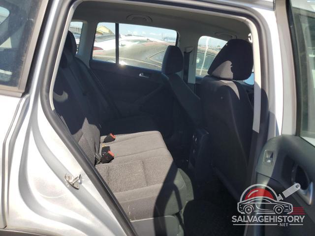 WVGAV3AXXDW622526 2013 VOLKSWAGEN TIGUAN photo no. 10