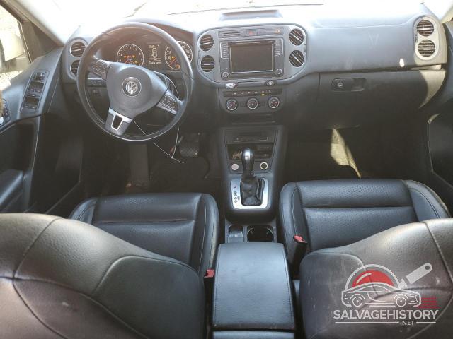 WVGAV7AX8HK036914 2017 VOLKSWAGEN TIGUAN photo no. 8