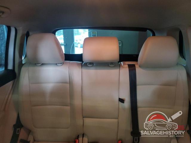WVGBV7AX1HK005931 2017 VOLKSWAGEN TIGUAN photo no. 10