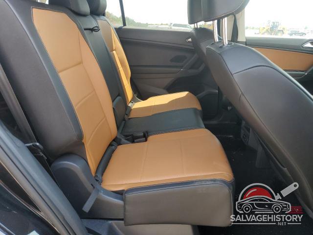 3VV3B7AXXJM211086 2018 VOLKSWAGEN TIGUAN photo no. 11