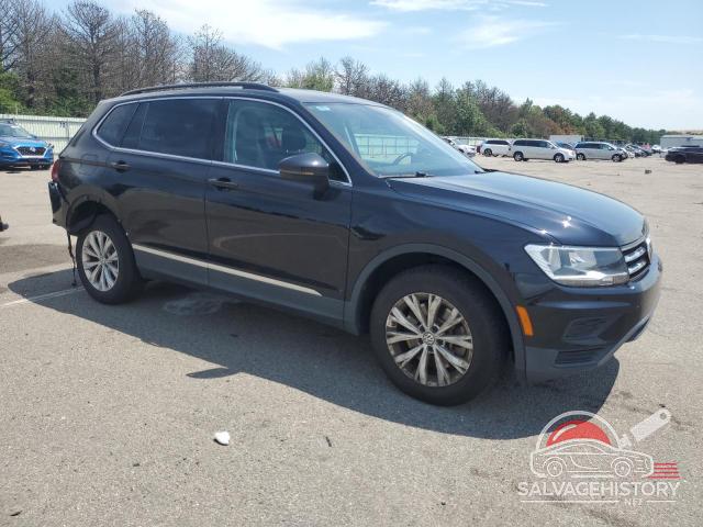 3VV3B7AXXJM211086 2018 VOLKSWAGEN TIGUAN photo no. 4