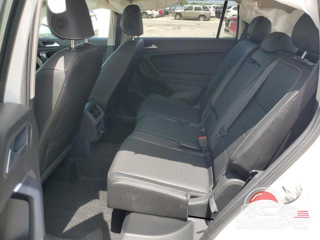 3VV3B7AXXMM009840 2021 VOLKSWAGEN TIGUAN photo no. 11