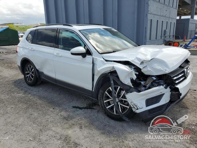 3VV3B7AXXMM009840 2021 VOLKSWAGEN TIGUAN photo no. 4