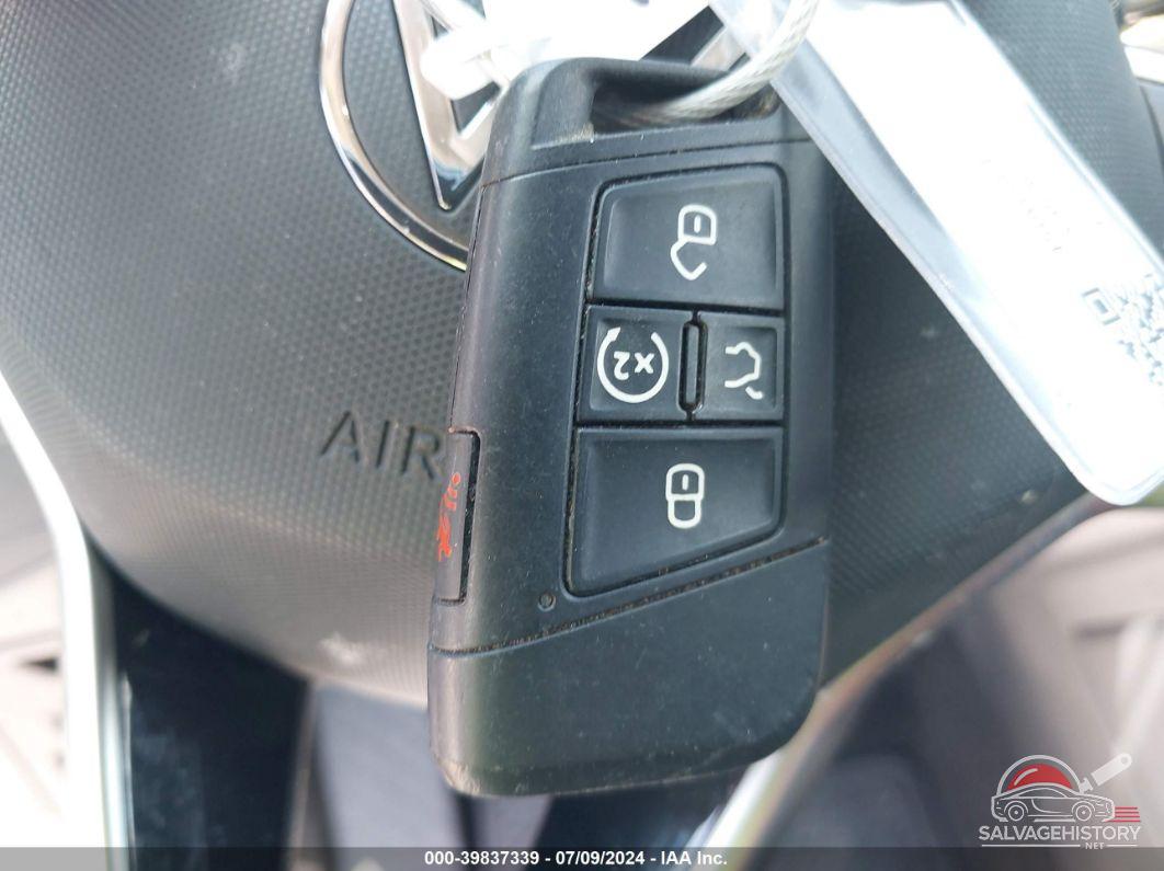 3VV3B7AX9NM151436 2022 VOLKSWAGEN TIGUAN photo no. 11
