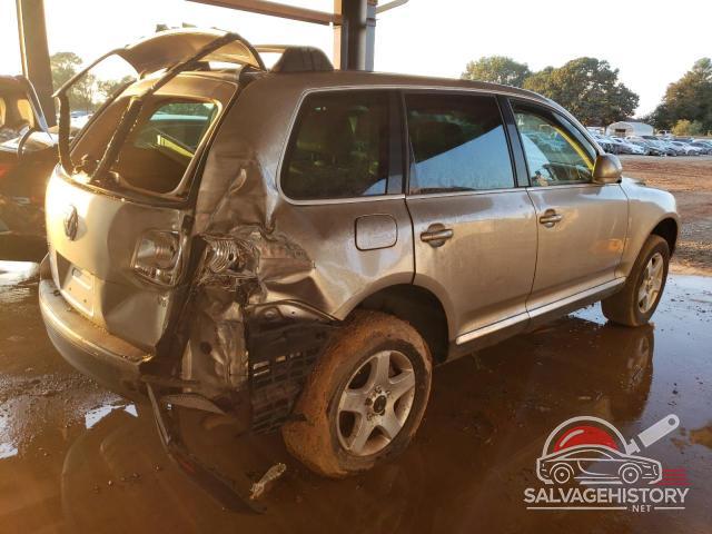 WVGBC67L84D037424 2004 VOLKSWAGEN TOUAREG photo no. 3