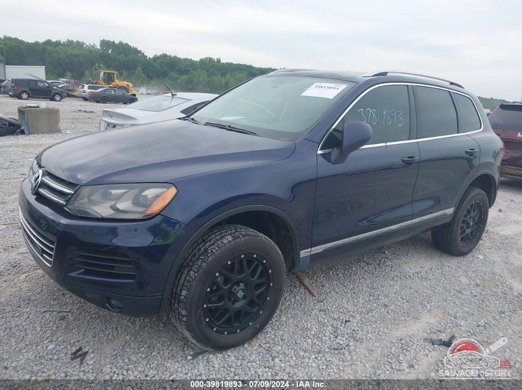WVGEK9BP9CD007083 2012 VOLKSWAGEN TOUAREG photo no. 2