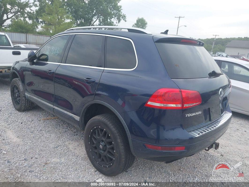 WVGEK9BP9CD007083 2012 VOLKSWAGEN TOUAREG photo no. 3