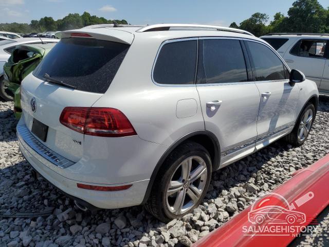 WVGDP9BP0ED008722 2014 VOLKSWAGEN TOUAREG TD photo no. 3