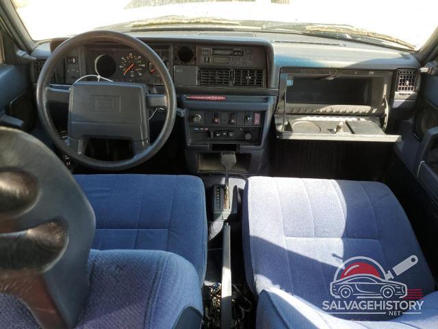 YV1AA8856L1849266 1990 VOLVO 240 BASE photo no. 8