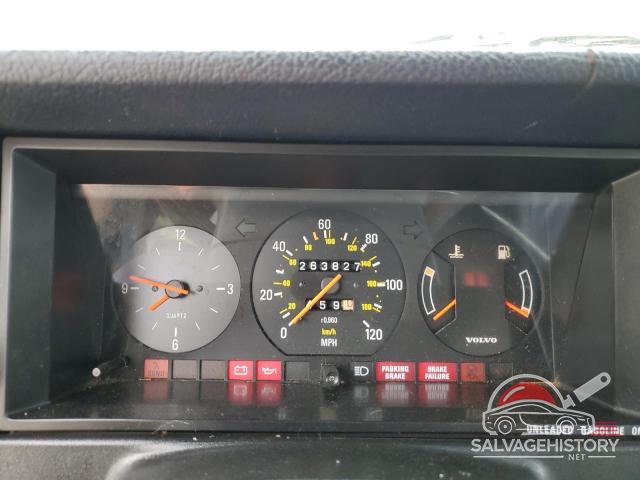 YV1AX8857F1606116 1985 VOLVO 245 photo no. 9