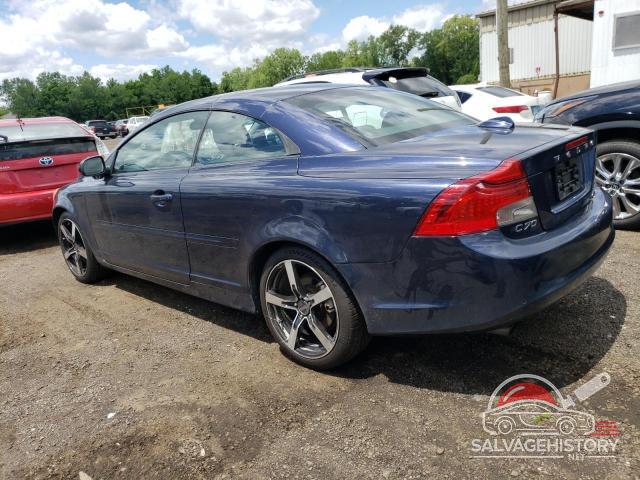 YV1672MC3CJ123113 2012 VOLVO C70 photo no. 2