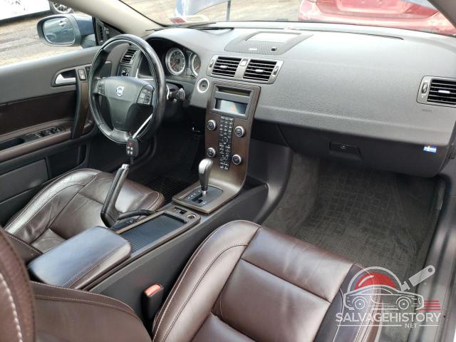 YV1672MC3CJ123113 2012 VOLVO C70 photo no. 8
