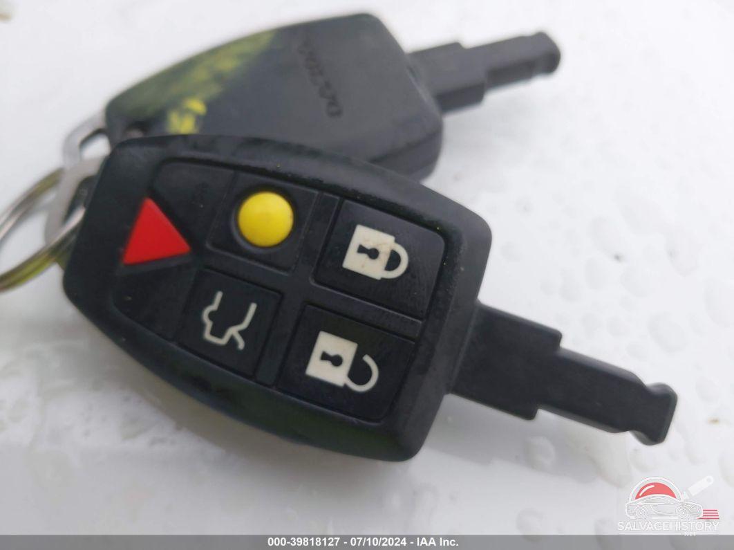 YV1MS682442008658 2004 VOLVO S40 photo no. 11