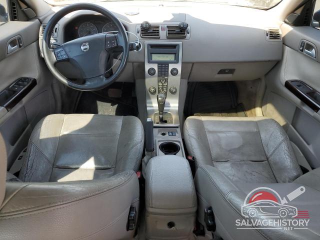 YV1MS682X42007868 2004 VOLVO S40 photo no. 8