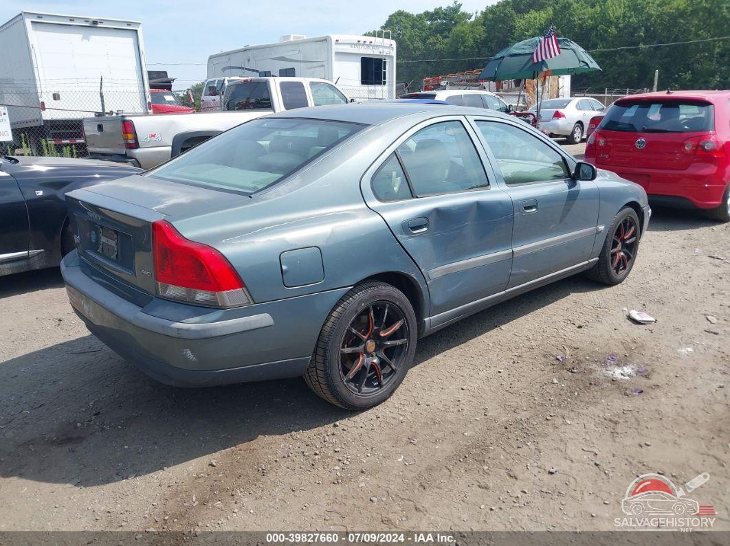 YV1RH59H842406263 2004 VOLVO S60 photo no. 4