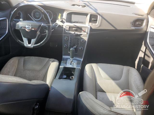 YV1902FH5B2003400 2011 VOLVO S60 photo no. 8