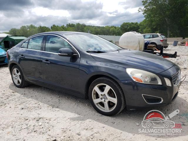 YV1612FH9D2178347 2013 VOLVO S60 photo no. 4